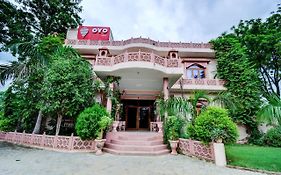 Hotel Ranthambhore Vilas 2*